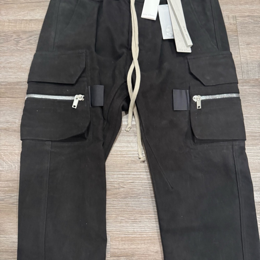 Rick Owens Mastodon Cargo Pants in Black - Picture 5 of 12